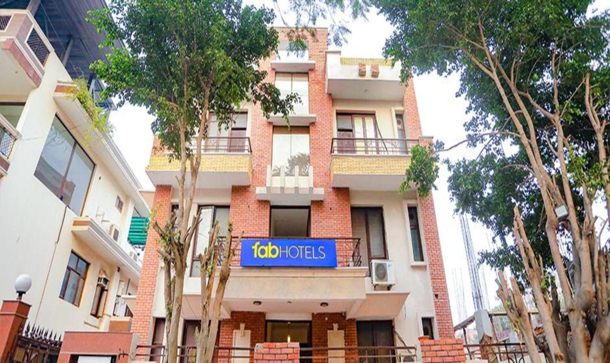 Fabexpress Ap International Hotel Noida Luaran gambar
